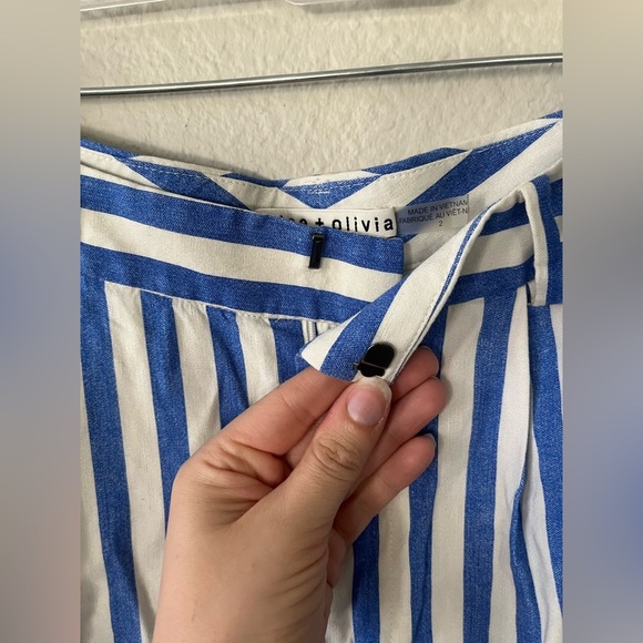 Alice + Olivia Blue & White Striped Linen Blend Shorts Women’s Size 2 - Picture 7 of 15